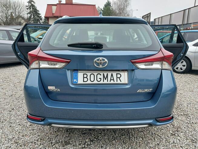 Toyota Auris 1,6 benz. kombi SALON PL pierwszy wł. rej. 2017