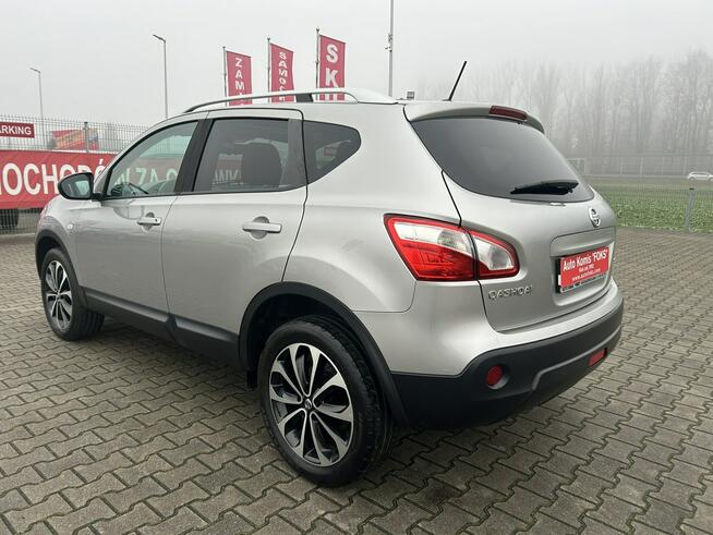 Nissan Qashqai 2,0 150 KM NAVI PANORAMA KAMERA 5 LAT JEDEN WŁAŚCICIEL ZADBANY