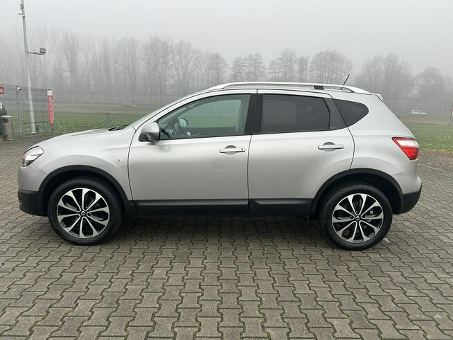 Nissan Qashqai 2,0 150 KM NAVI PANORAMA KAMERA 5 LAT JEDEN WŁAŚCICIEL ZADBANY
