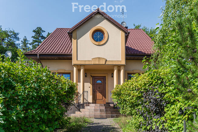 Działka 1379 m2 z zabudową 2 domów w Wesołej