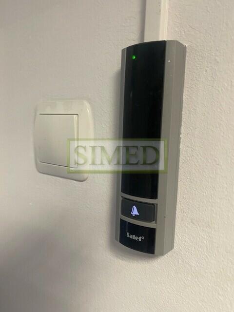 Dostep24h,recepcja,ochrona,parking,widne,wys.3m