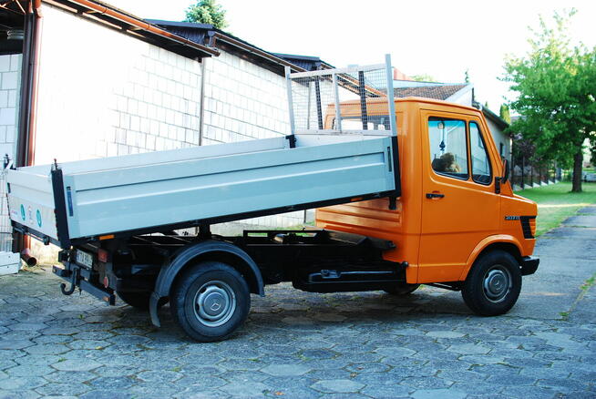 Mercedes – Benz 602D-207D; Nowy kiper aluminiowy; 122tys km