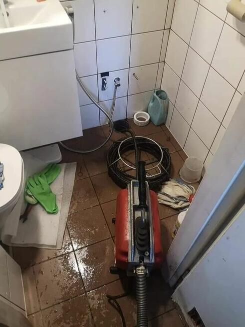 Dzisiaj–05 sty Udrażnianie , przepychanie rur, toalety, br
