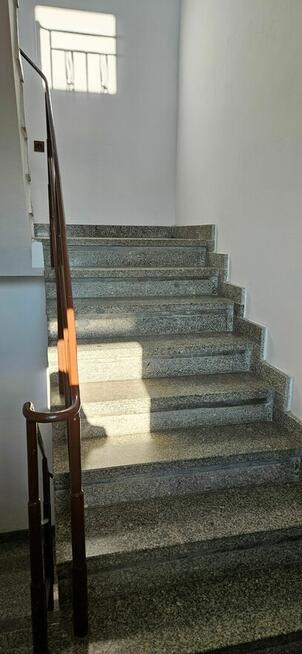 Budynek mieszkalny wielofunkcyjny na 2 ha działce.