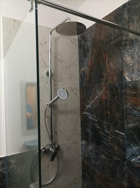 ekstra 2 pok. 42m2 balkon 17 m2 , nowe garaż