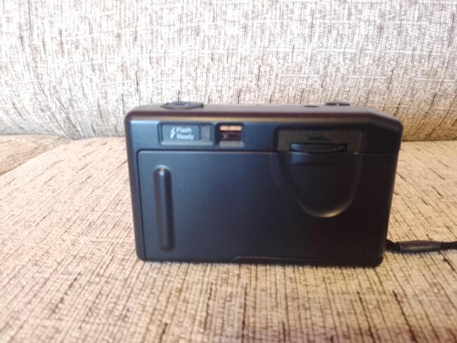 Aparat fotograficzny REVUE FLASH