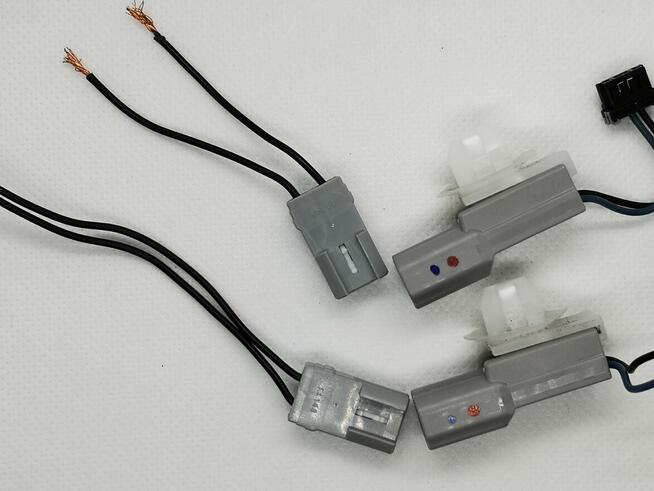 Wtyczka kostka lampy tylnej LED w klapia Vitara III LY Lift