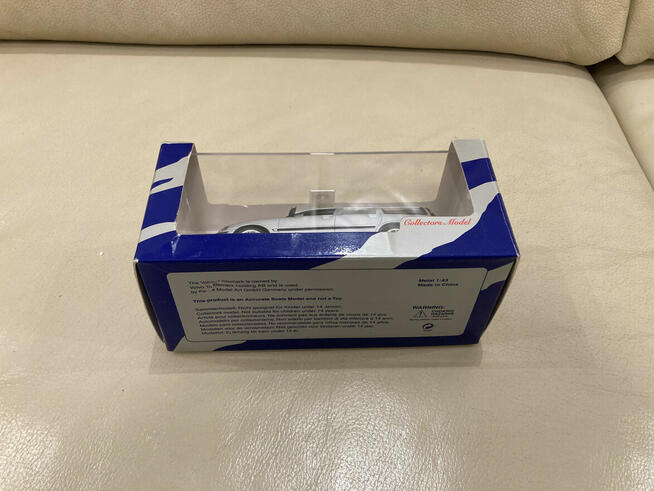 Minichamps VOLVO V70 1:43