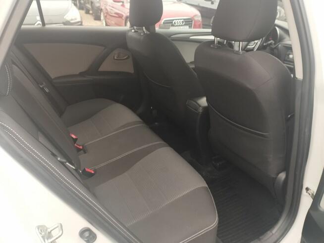 Toyota Avensis Salon Polska 2018