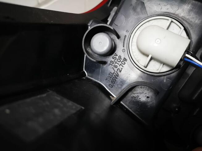 Odpowietrznik lampy tył błotnik Suzuki Vitara III LY Lift