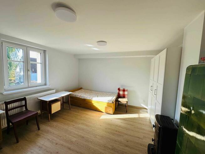 Zakrzów ,1 piętro w willi 1 pok, osobno kuchnia