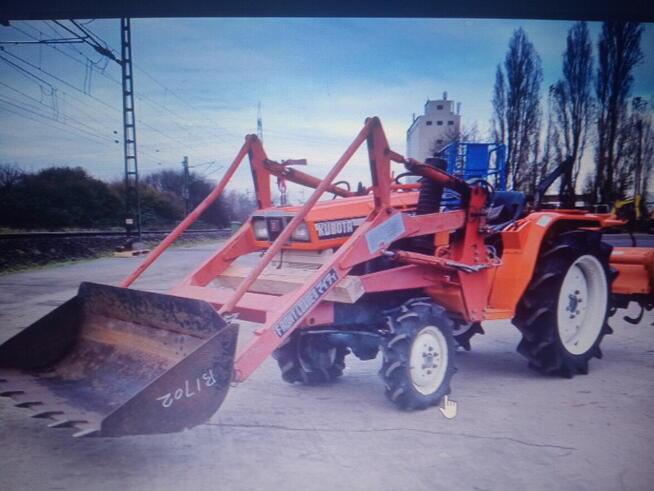 zamiatarki komunalne traktory ogrodnicze nowe ładowarki