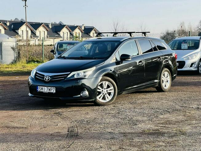 Toyota Avensis 2.0 D-4D • 2012 • 124 KM • Kombi