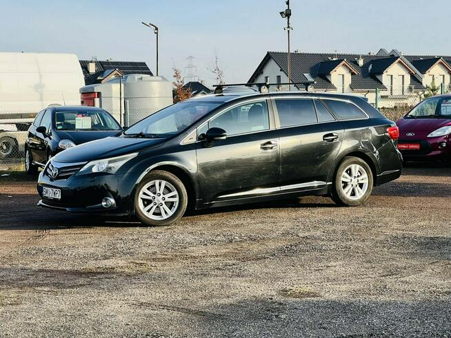 Toyota Avensis 2.0 D-4D • 2012 • 124 KM • Kombi