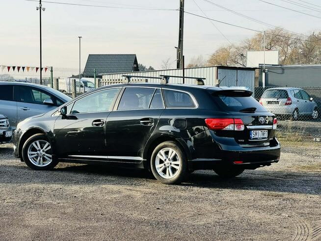 Toyota Avensis 2.0 D-4D • 2012 • 124 KM • Kombi