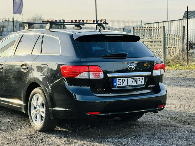 Toyota Avensis 2.0 D-4D • 2012 • 124 KM • Kombi