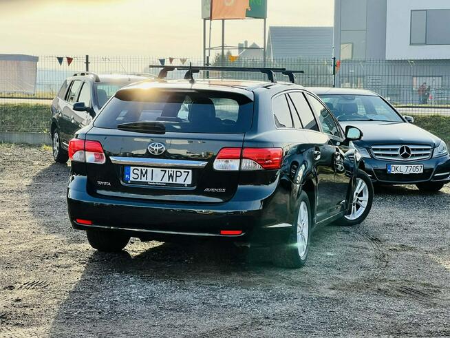 Toyota Avensis 2.0 D-4D • 2012 • 124 KM • Kombi