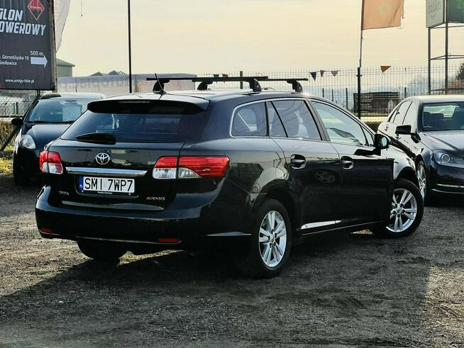 Toyota Avensis 2.0 D-4D • 2012 • 124 KM • Kombi