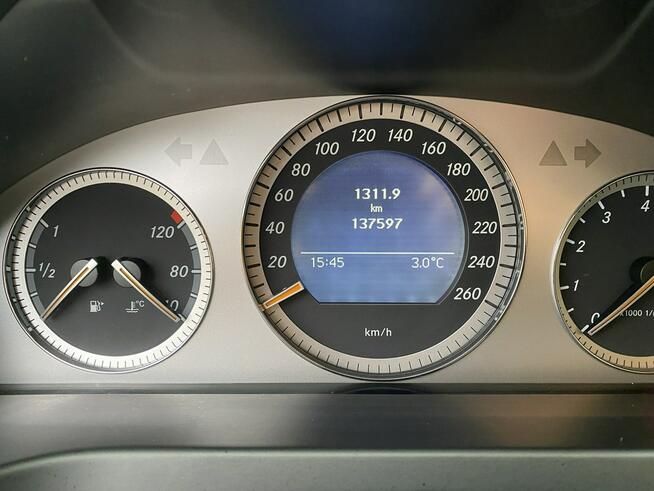 Mercedes C 200 Bardzo zadbana - 100% oryginalny przebieg