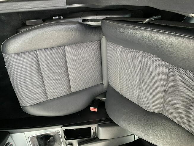 Mercedes C 200 Bardzo zadbana - 100% oryginalny przebieg