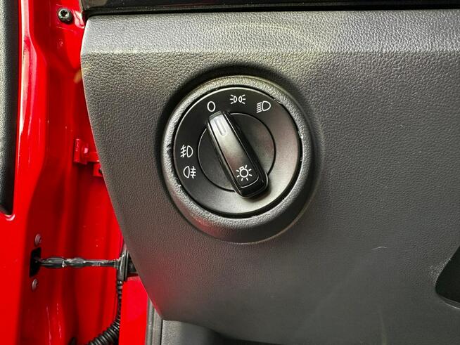 Volkswagen Up! 2 kpl. opon! Grzane fotele Klimatyzacja Elektryka Bezwypadek GWARANCJA