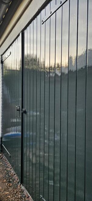 Usługi wykończeniowe •Remonty •Wykończenia pod klucz, malowan