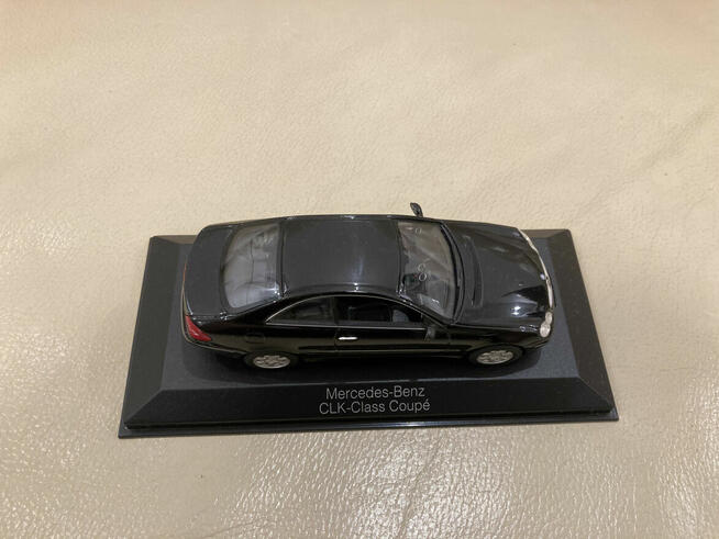 Minichamps MERCEDES W209 CLK 1:43