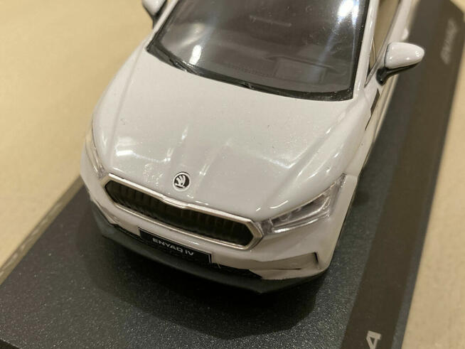 SKODA ENYAQ IV 100% Electric 1:43