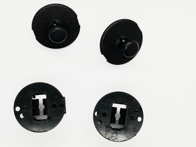 Mocowanie dywaników stoper oryginał MAZDA 2 3 6 CX-5 CX-9