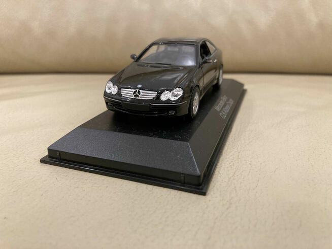 Minichamps MERCEDES W209 CLK 1:43