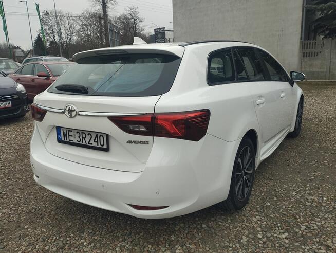 Toyota Avensis Salon Polska 2018