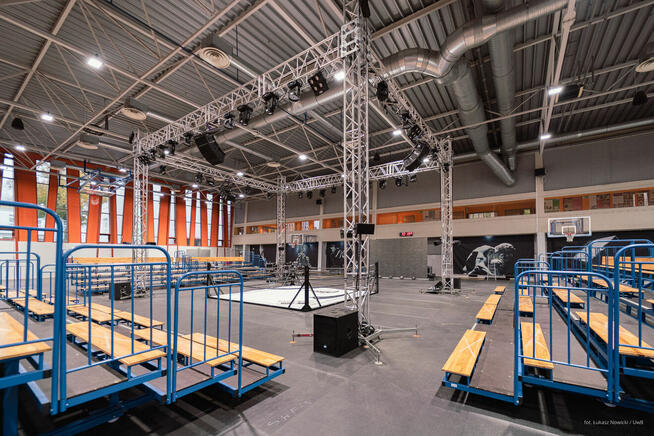 Wynajem Hali Sportowo Eventowej SWFiS Uniwersytetu w Białyms