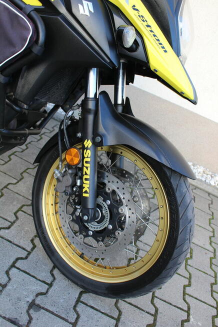 Suzuki V-STROM 650
