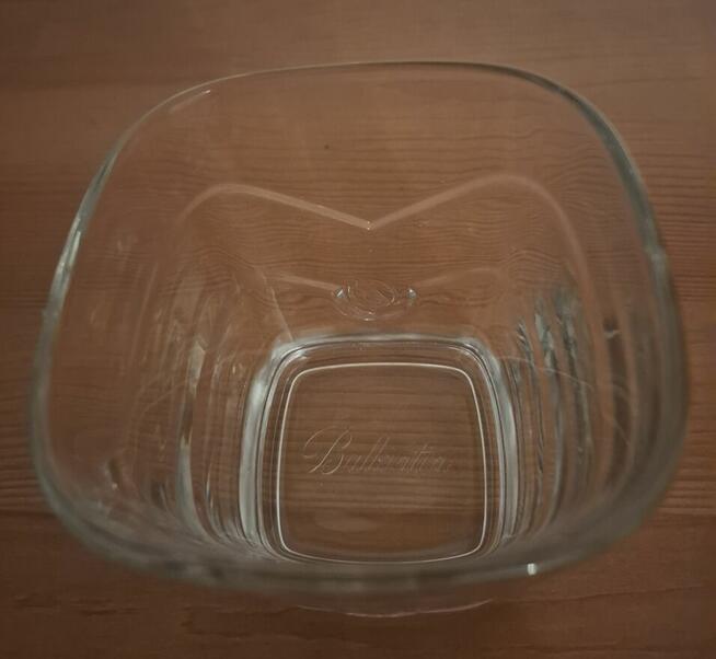 Szklanki Ballantines