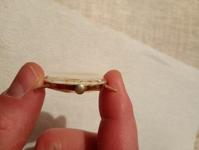 ARFENA szwajcarski zegarek 14K próba 585 - datownik!