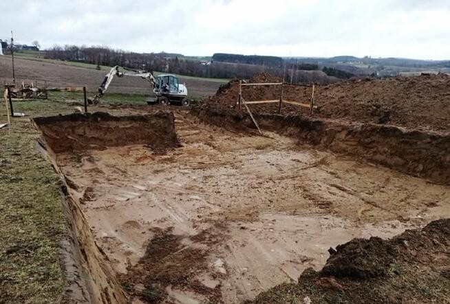 Roboty ziemne- Równanie i niwelacje terenu wykopy, wyburzeni