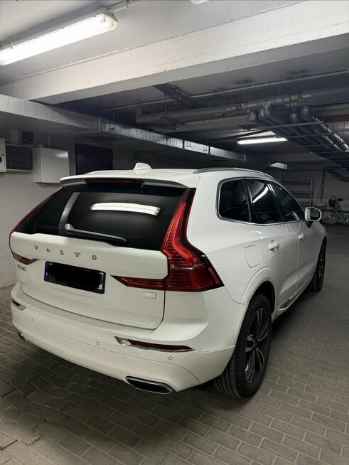Volvo xc60 biały plug in 2021 sprzedam pilnie