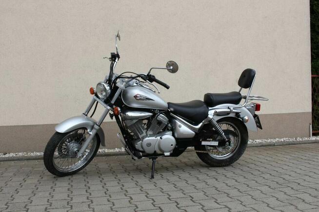 Suzuki Intruder