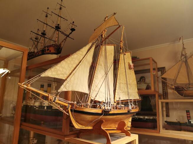 Model okrętu żaglowiec szkuner patrolowy Alert 1818 90 cm sk