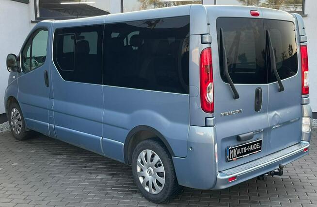 Nissan Primastar 9 Osobowy