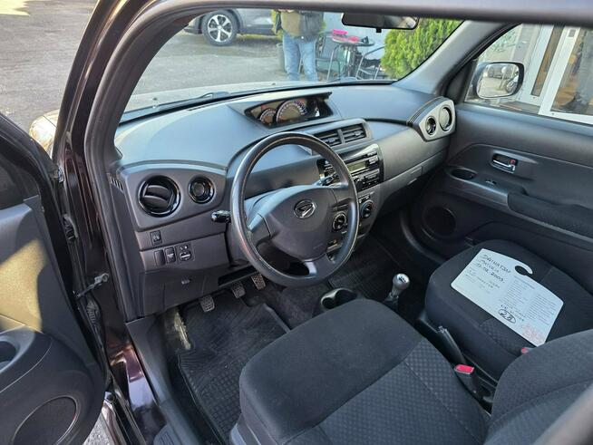 Daihatsu Materia 1.5 Benzyna 103 KM, Klimatyzacja, Lakier Metalik, Isofix, Halogeny