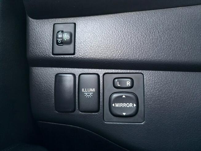 Daihatsu Materia 1.5 Benzyna 103 KM, Klimatyzacja, Lakier Metalik, Isofix, Halogeny