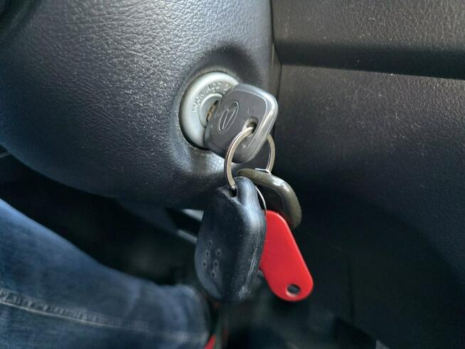 Daihatsu Materia 1.5 Benzyna 103 KM, Klimatyzacja, Lakier Metalik, Isofix, Halogeny