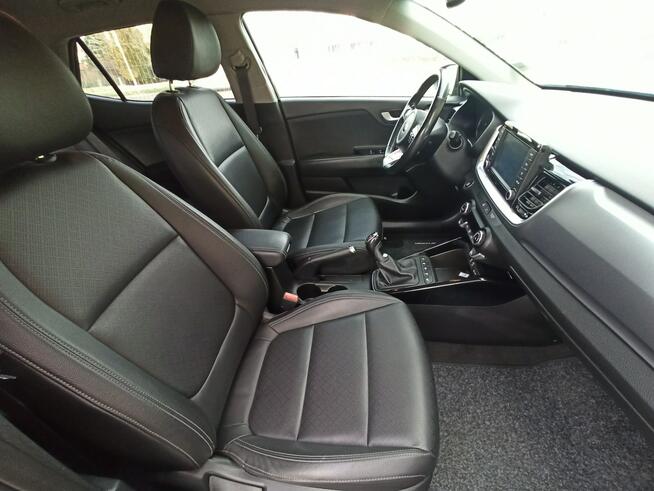 Kia Stonic najbogatsza wersja, bezwypadkowy, serwisowany