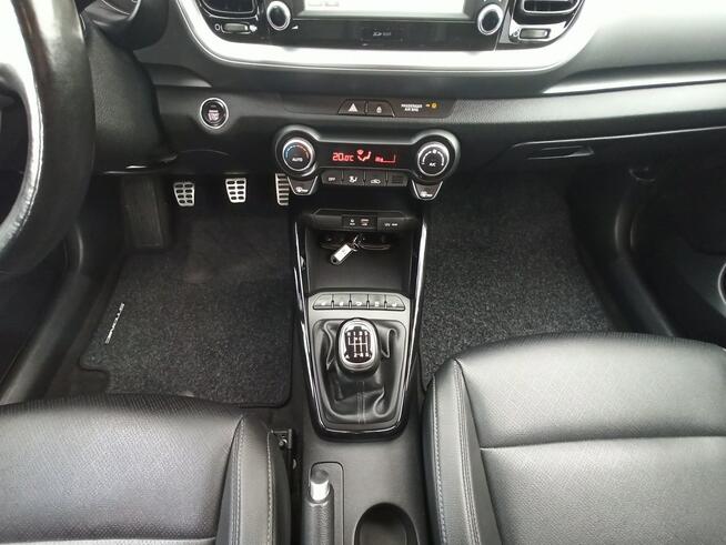 Kia Stonic najbogatsza wersja, bezwypadkowy, serwisowany