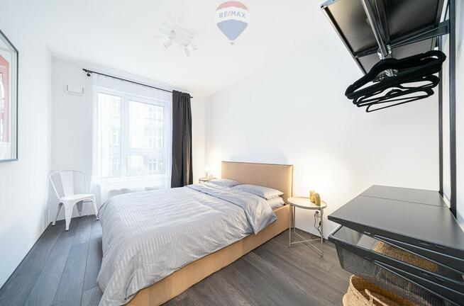 Ekskluzywne 3 pokoje loggia garaż Jeżyce Modena