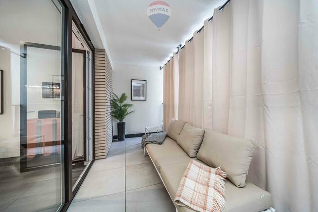 Ekskluzywne 3 pokoje loggia garaż Jeżyce Modena