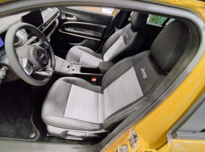 Jeep Avenger Limitowana wersja OVERLAND 4x4 + Czarny dach + Pakiet zimowy