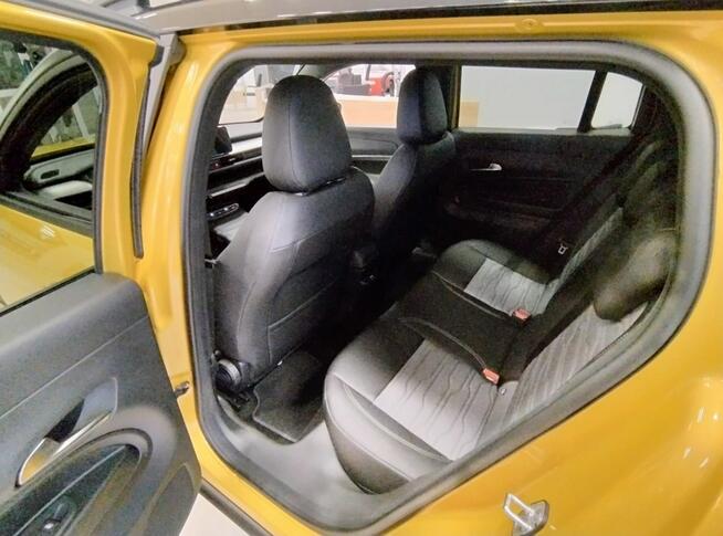 Jeep Avenger Limitowana wersja OVERLAND 4x4 + Czarny dach + Pakiet zimowy