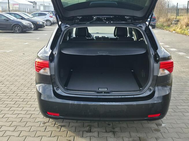 Toyota Avensis 1.8 Benzyna | Serwisowany | Gwarancja | Bogate wyposażenie | Automat